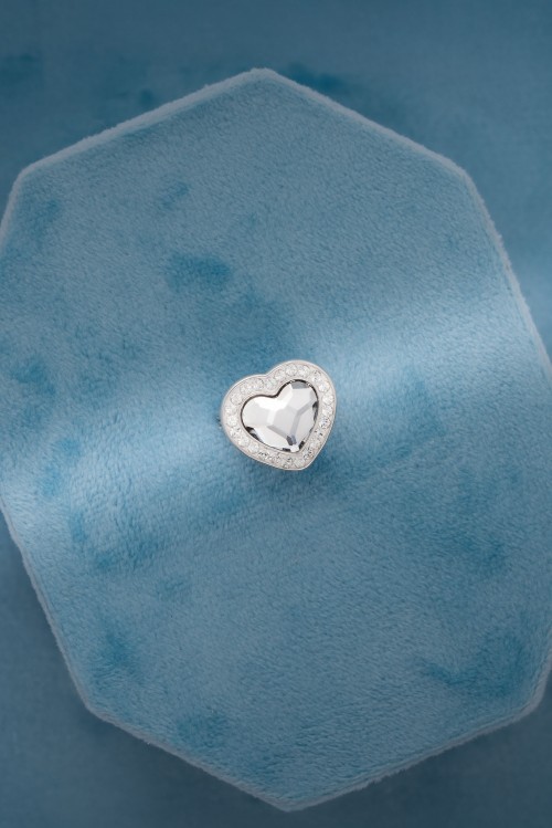 Mini_Love_Brooch_White-White_20250122155601.jpg